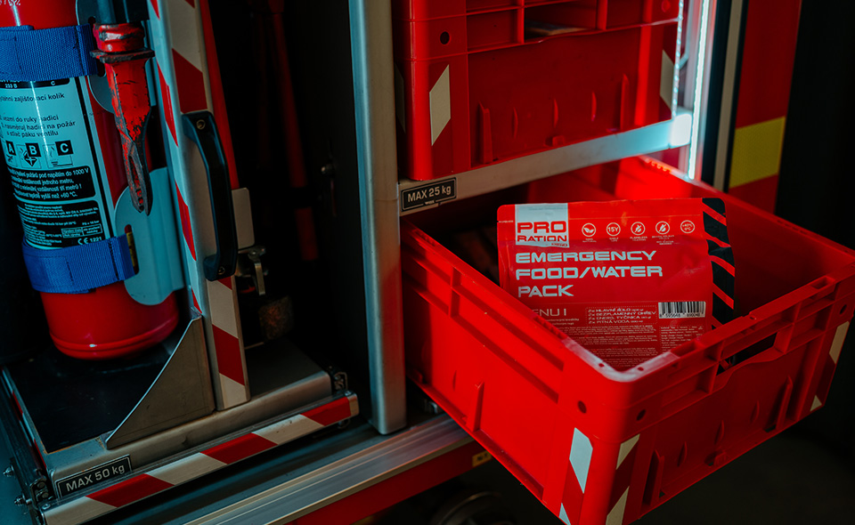 handshake in tactical gloves